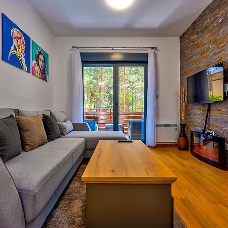 Vila Pekovic Green, Pine Trees View 2 Bedrooms Apartment Zlatibor Esterno foto