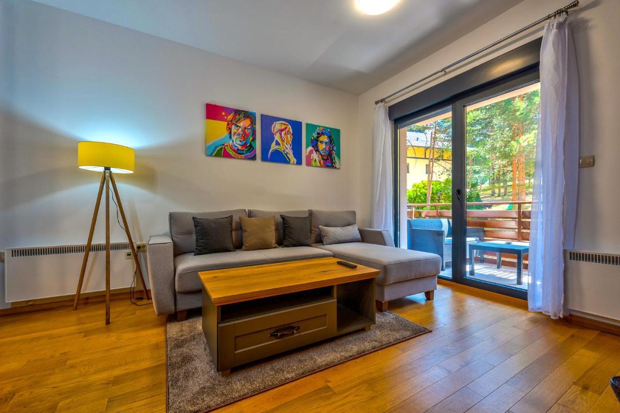 Vila Pekovic Green, Pine Trees View 2 Bedrooms Apartment Zlatibor Esterno foto