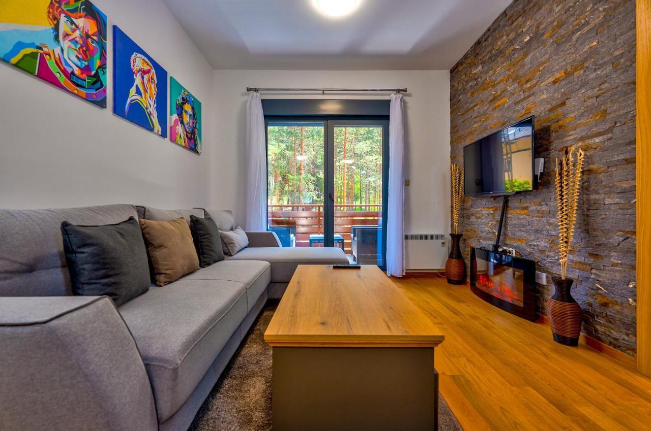 Vila Pekovic Green, Pine Trees View 2 Bedrooms Apartment Zlatibor Esterno foto